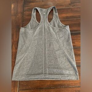 Lululemon gray silverescent tank top size 8